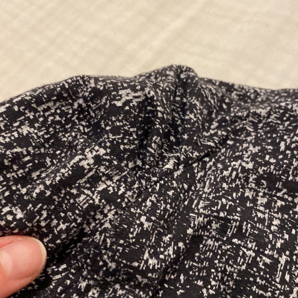 Lululemon long sleeve top - Picture 2 of 5